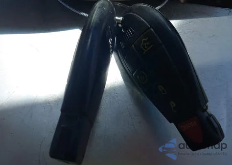 2010 Jeep Grand Cherokee Limited z USA, uszkodzony, nr VIN 1J4RR5GT9AC133912